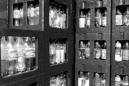 Kilpailuvirasto pohtii. Kiertopullojen hallinnointi halutaan siirtää Panimoliitolta panimoiden perustamalle Päällyste ry:lle.