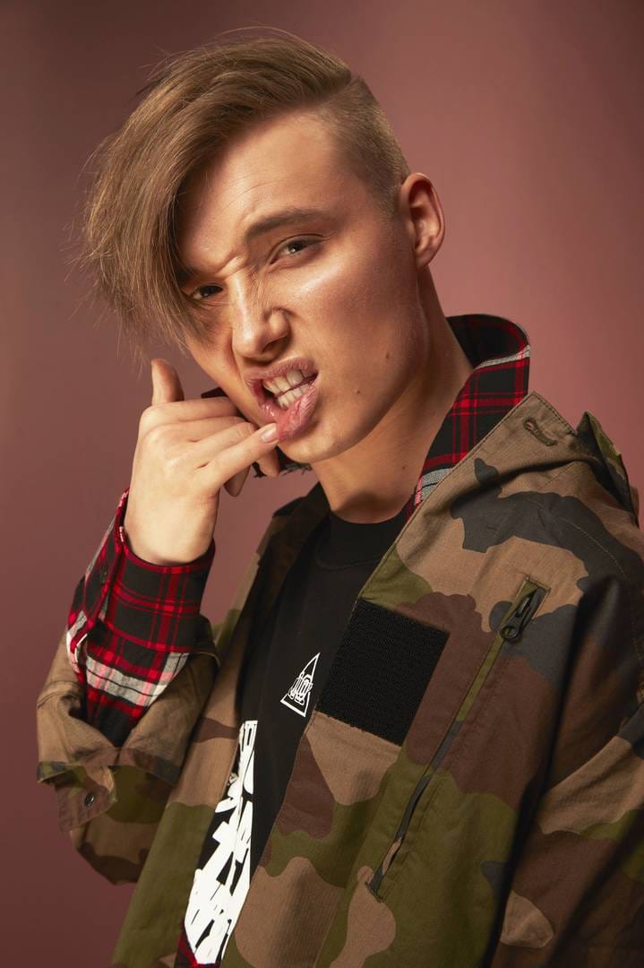Isac Elliot ei ole koskaan käynyt kunnon keikalla Lapissa, mutta lauantaina tilanne korjaantuu: popparilla on lauantai-iltana ilmaiskonsertti Lordinaukiolla.