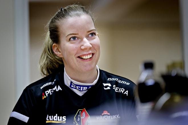 Viime kaudella SM-hopeaa Porissa saavuttanut Aino-Kaisa Mantere siirtyy Seinäjoen Maila-Jusseihin. Kuva: Kari Löfhjelm
