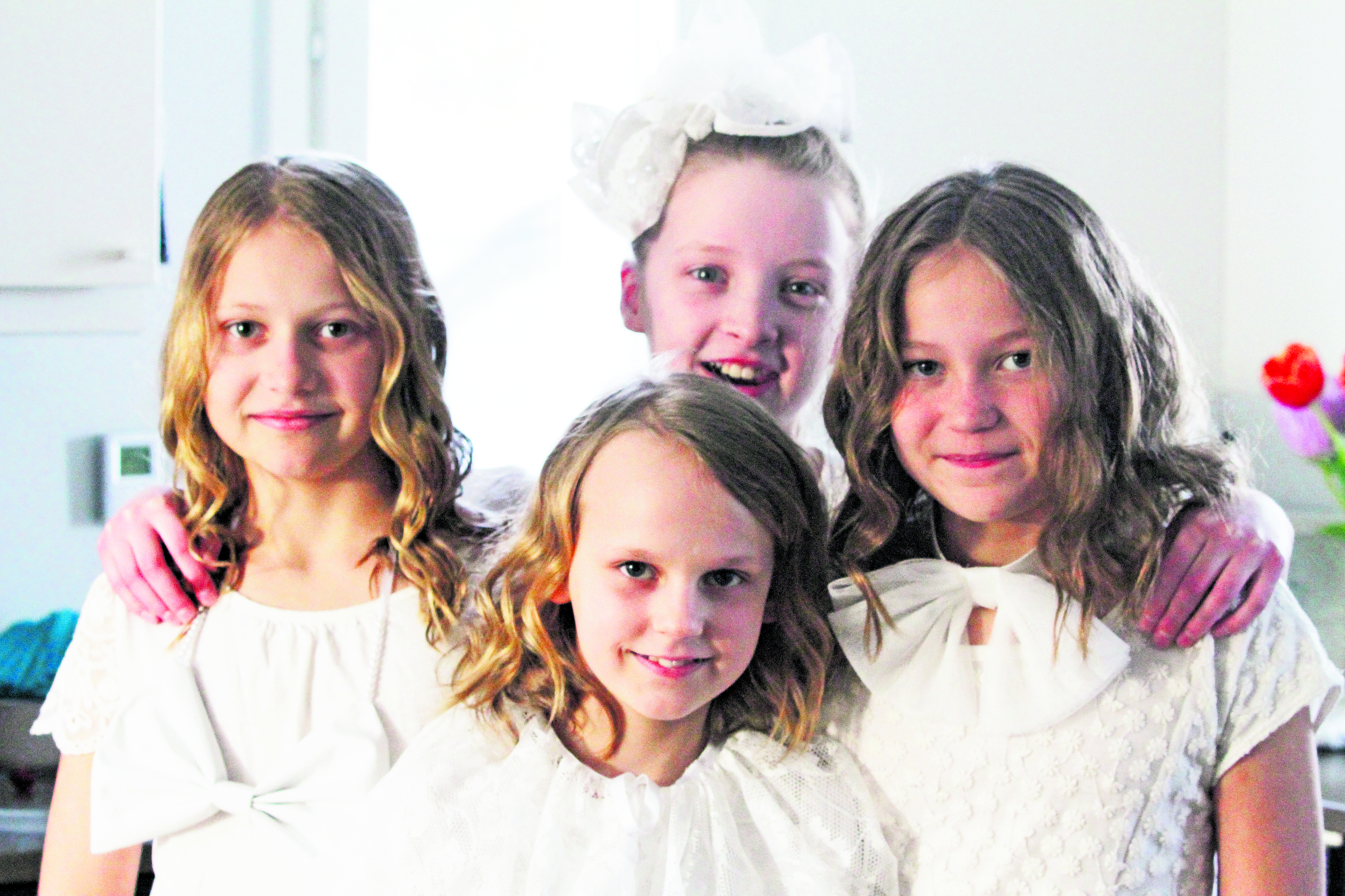 Tarjoilusta vastasivat Louna Pigg, Helmi Myllynen, Viena Pigg ja Lara Alasaarela.