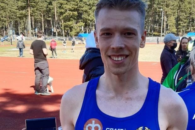 Alajärven Ankkureiden Antti Ihamäki toteaa, että Joensuun Laulurinteen maastorata on hänelle mieluinen, sillä siinä on jonkin verran pehmeää ruohikkoa ja muutama kova mäki. Ihamäki lähtee kisaan puolustamaan SM-mitaliaan.