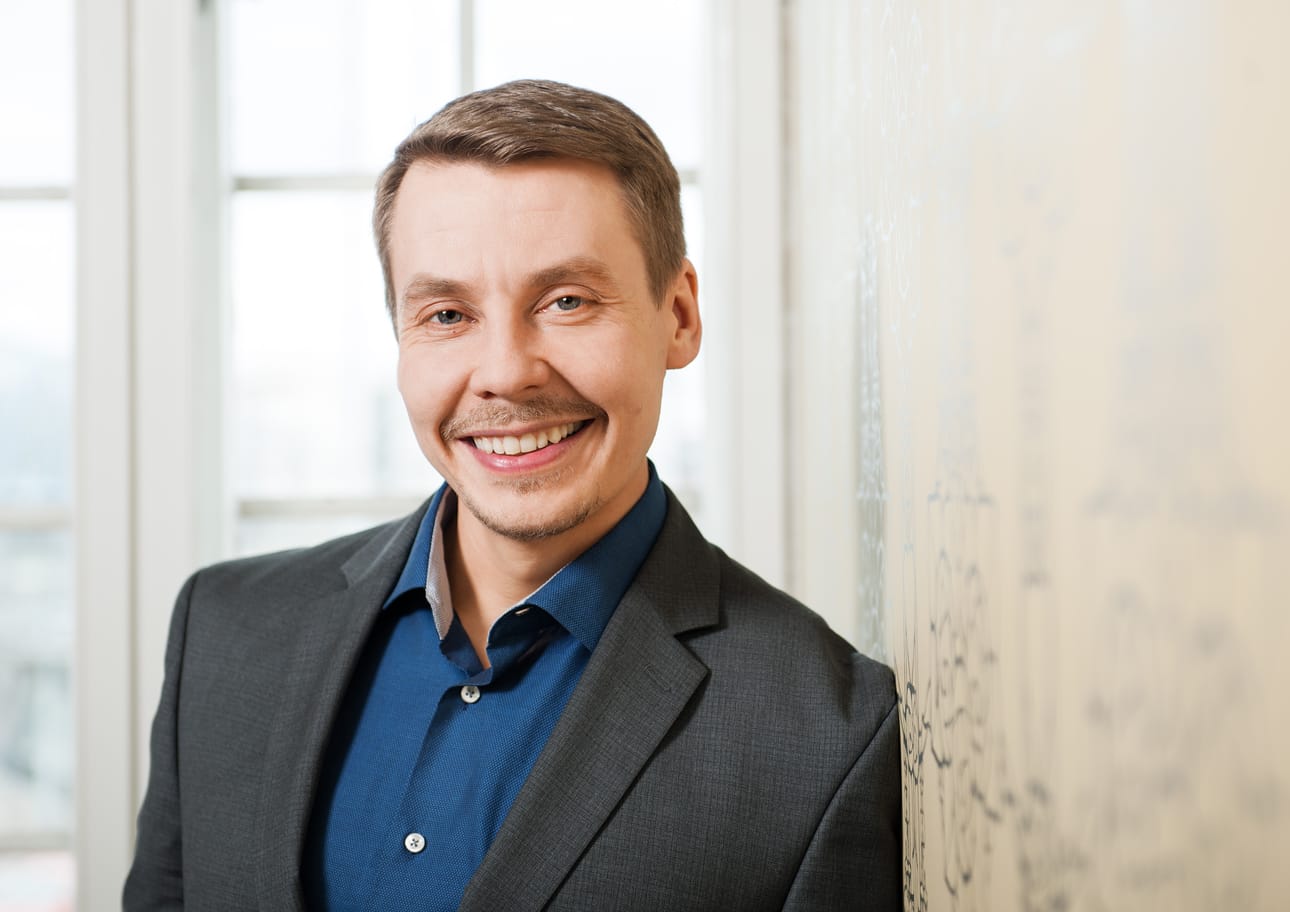 38-vuotias Kurttila valittiin Euroopan lapsiasiavaltuutettujen järjestön puheenjohtajaksi. Kuva lapsiasia.fi -sivulta.