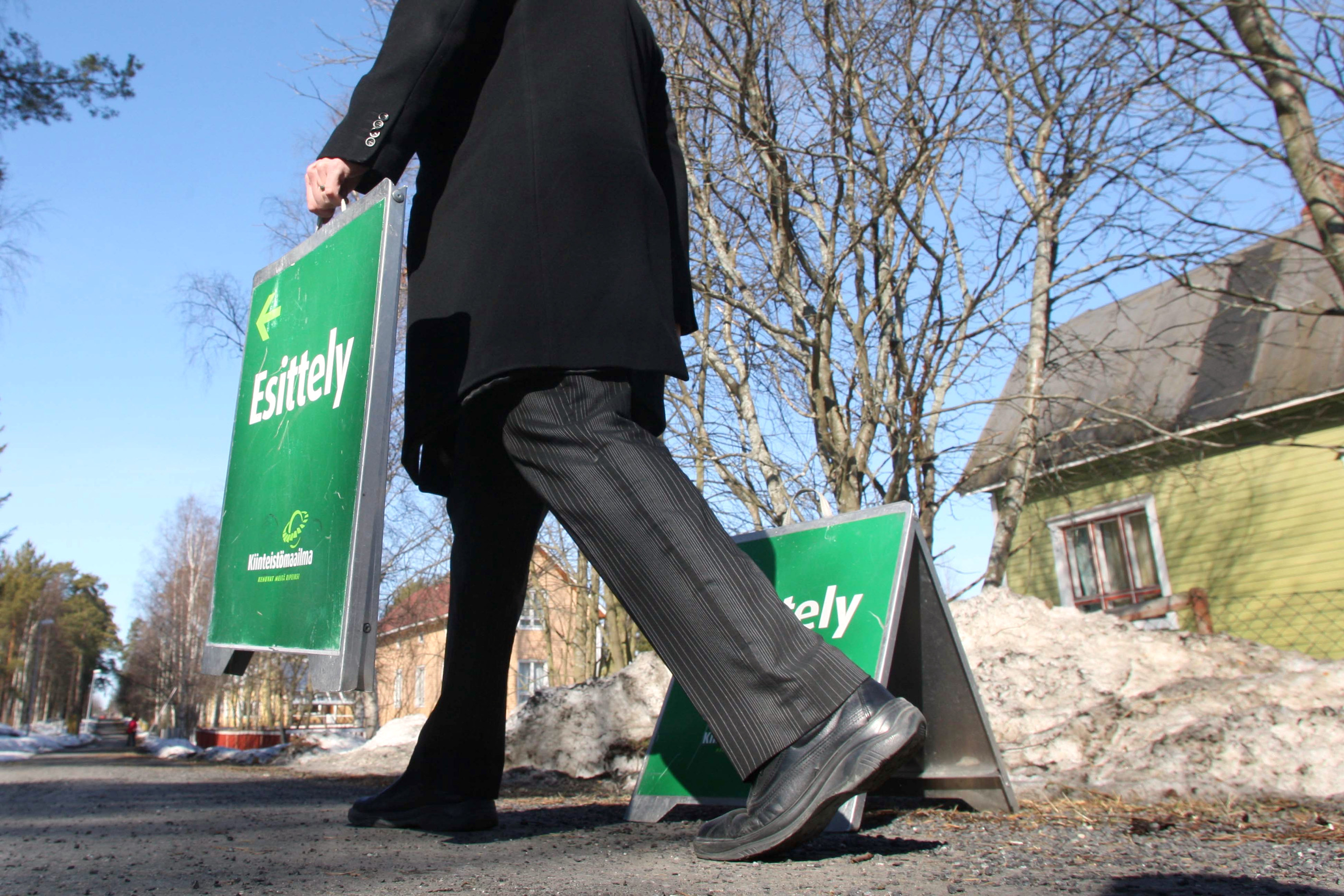 Asun­to­kau­pas­sa ehti jo näkyä valoa, nyt Trumpin sota uhkaa taas siirtää vir­kis­ty­mis­tä