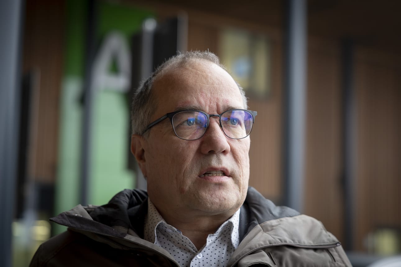 Oulun yliopisto hakee rehtori Arto Maanisen mukaan nykyisten instituuttien lakkauttamisella ja uuden perustamisella päällekkäisten toimintojen vähentämistä sekä laajempia hartioita.