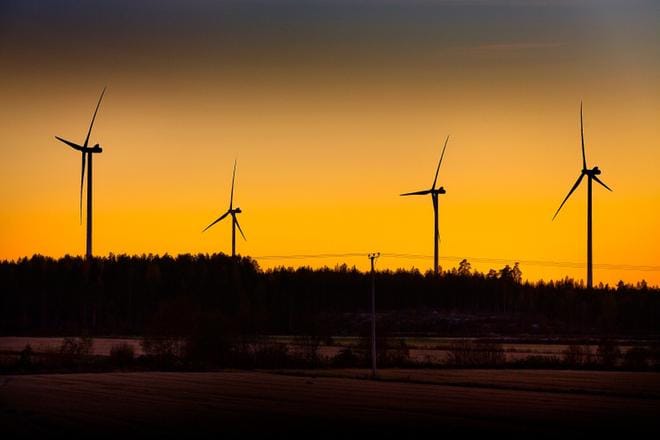 Abo Wind suunnittelee Lappajärvelle nyt seitsemän tuulivoimalan aluetta. Arkistokuva: Eetu Sillanpää