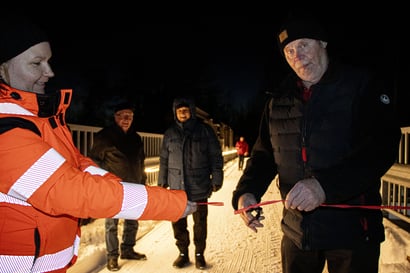Nauha poikki muitta mutkitta – Kreivinsaaressa juhlittiin uuden sillan avajaisia