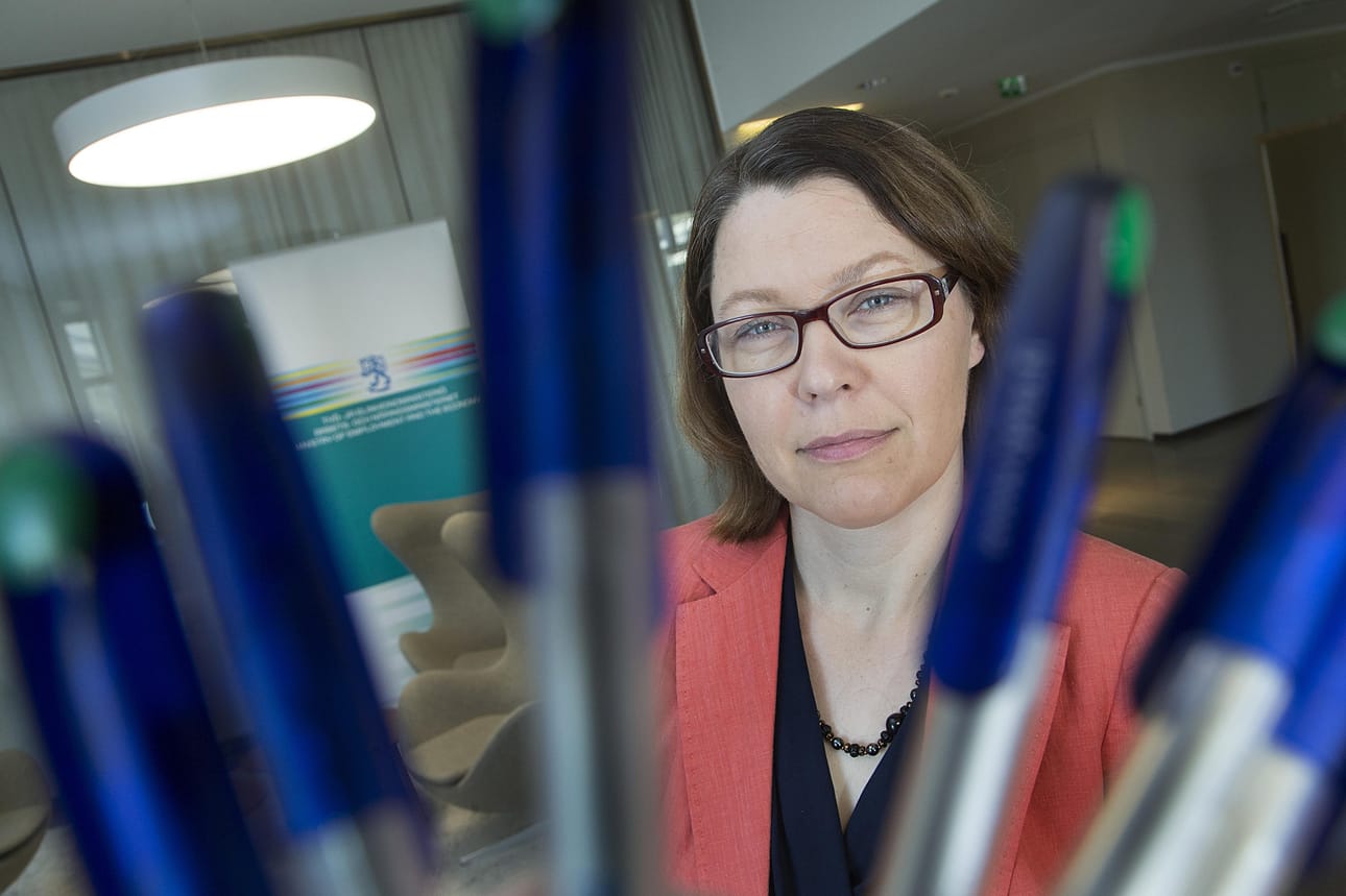 Maahanmuuttojohtaja Sonja Hämäläinen luottaa, että uudet bonukset kasvattavat kuntapaikkojen määrää vaikka koko tavoite ei täyttyisikään.