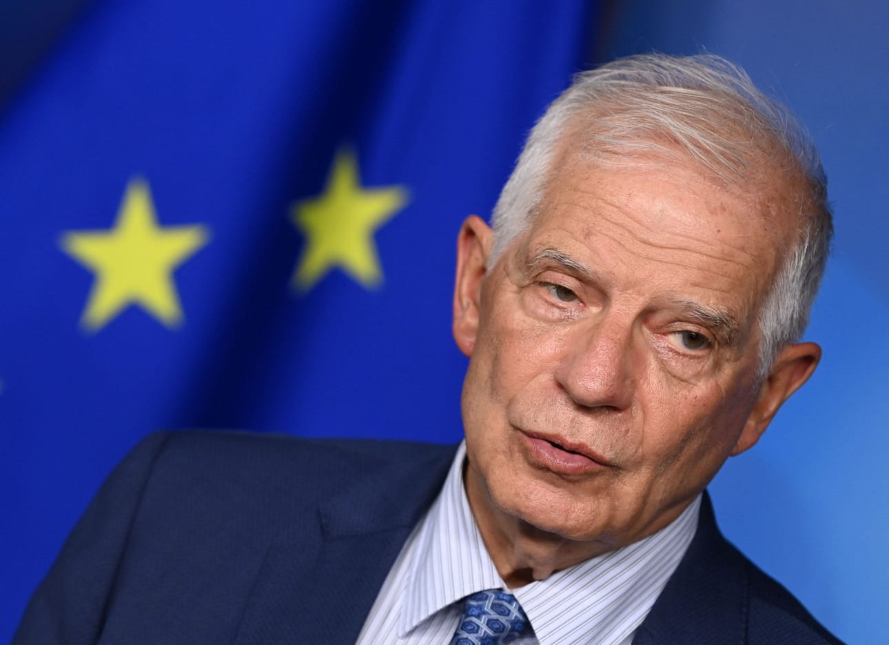 EU:n ulkoasioiden ja turvallisuuspolitiikan korkea edustaja Josep Borrell kertoo, että EU ehdottaa Ukrainan joukkojen laajamittaista kouluttamista naapurimaissa. LEHTIKUVA/AFP