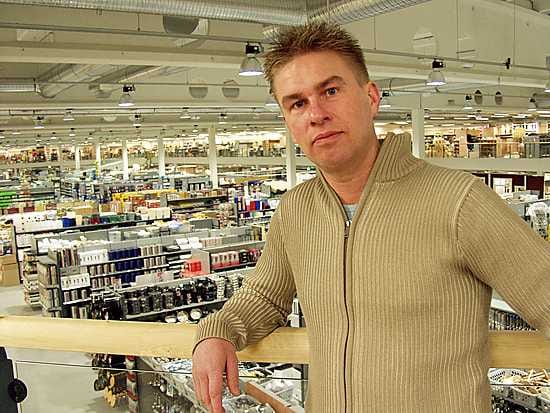 Juha Kärkkäisen 42 560 euron sakon maksu kestää 100 euron kuukausilyhennyksellä 35,5 vuotta.