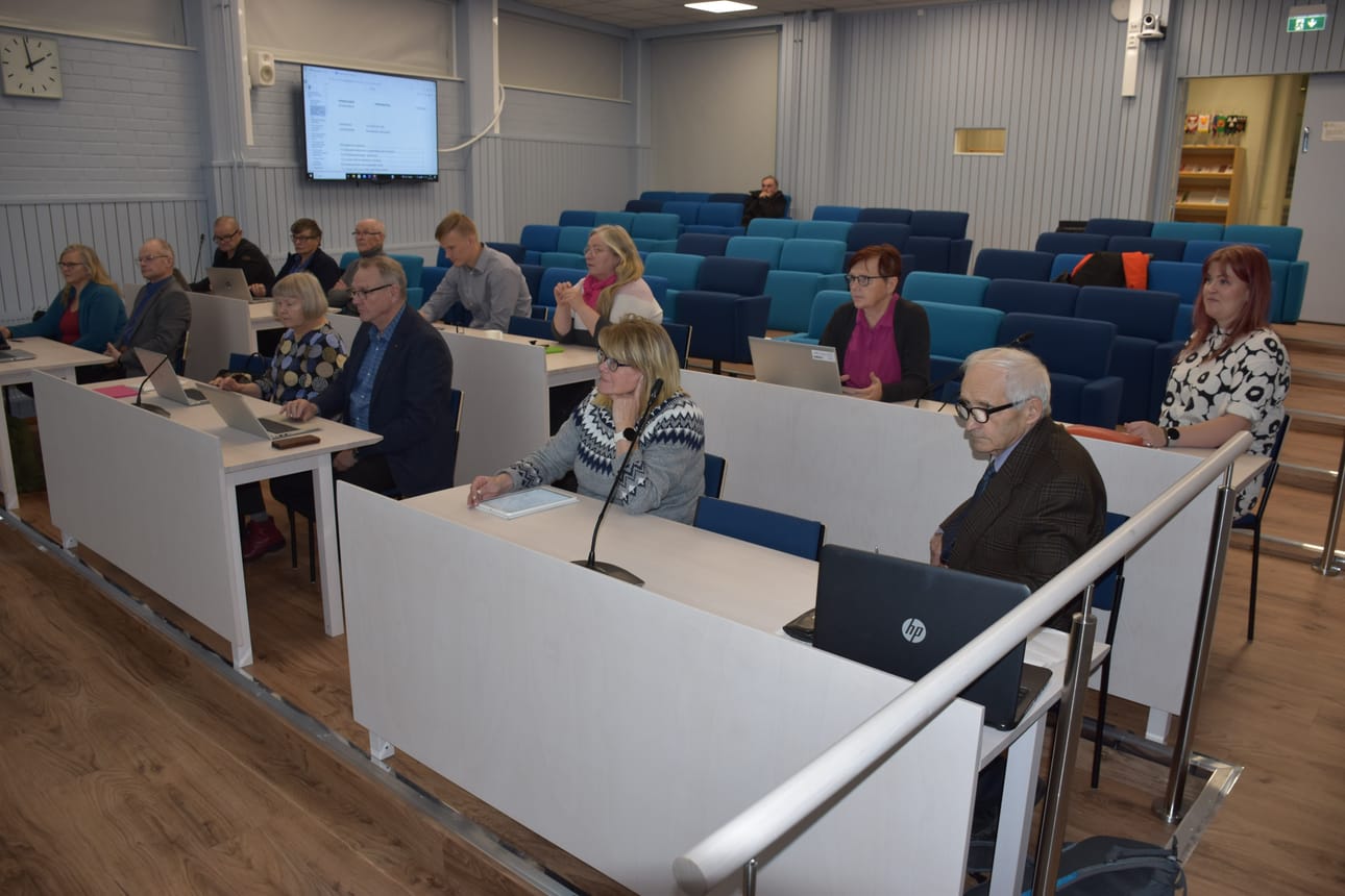 Posion kunnanvaltuusto sai todeta perjantaina pitämässään kokouksessa kunnan talouden olevan tällä hetkellä tasapainossa.