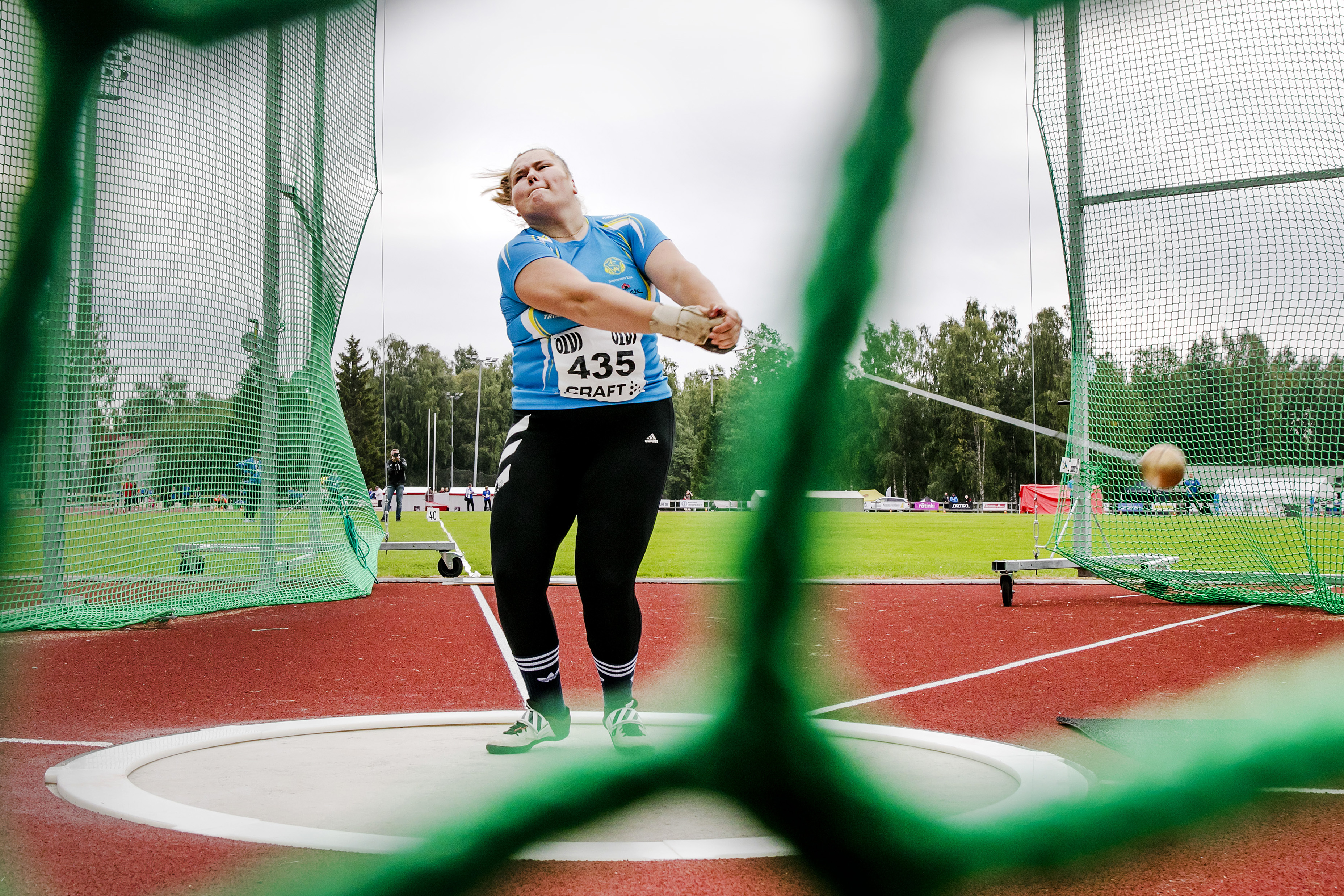 Silja Kosonen heitti samassa kisassa Suomen ennätyksen ja nuorten maailmanennätyksen.