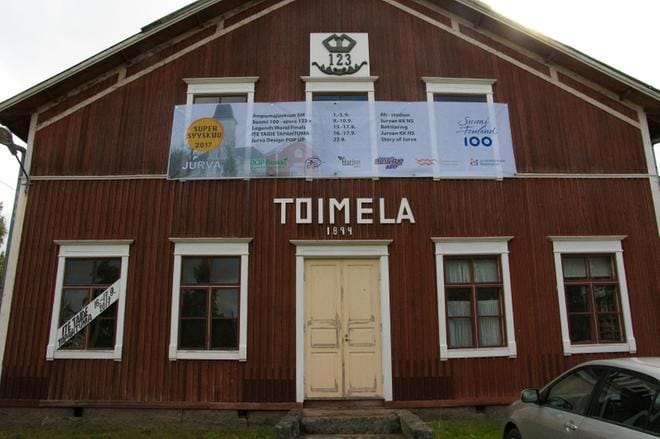 Jurva 160 vuotta -pääjuhlaa vietetään Jurvan Kirkonkylän nuorisoseuralla lokakuun loppupuolella. Tilaisuudessa on tarkoitus tarjota keittopäivällinen. KUVA: JORMA HAVULA