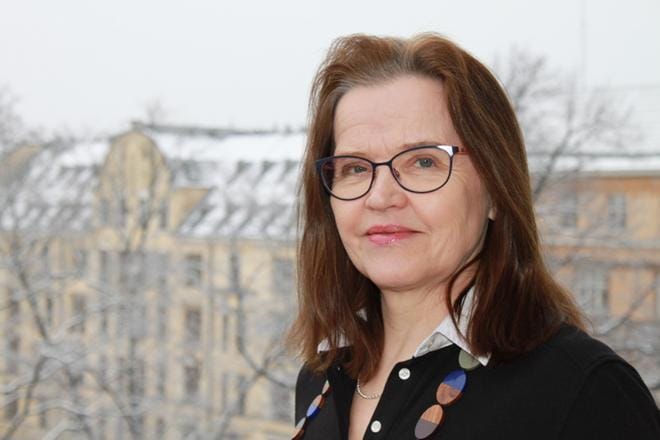 Alivaltiosihteeri Päivi Nerg on maakunta- ja sote-uudistuksen projektinjohtaja. Hän vastasi tiistaina uudistukseen liittyvin huoliin yhdessä valtiosihteeri Martti Hetemäen kanssa. KUVA: Joel Maisalmi/Arkisto