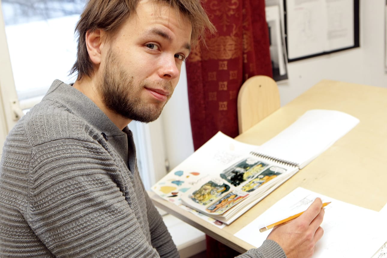 Sarjakuvataitelija Ville Ranta.