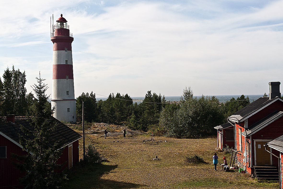 Sälgrundin luotisasemalle yrittäjät Teuvalta – Kaskisten kaupunginhallitus päätti myös vierasvenesataman ja leirintäalueen yrittäjistä kesäksi