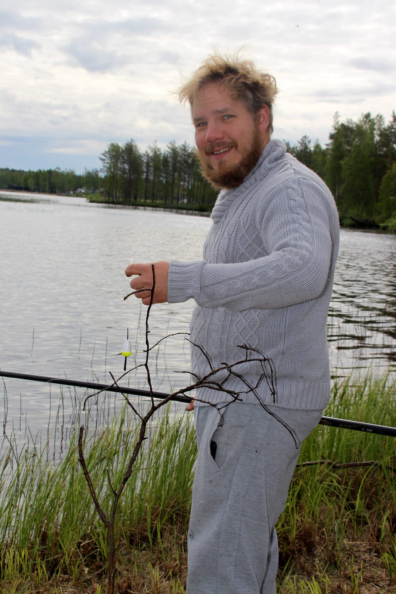 Pyhäntäjärvestä nousi aamutuimaan monennäköistä saalista.