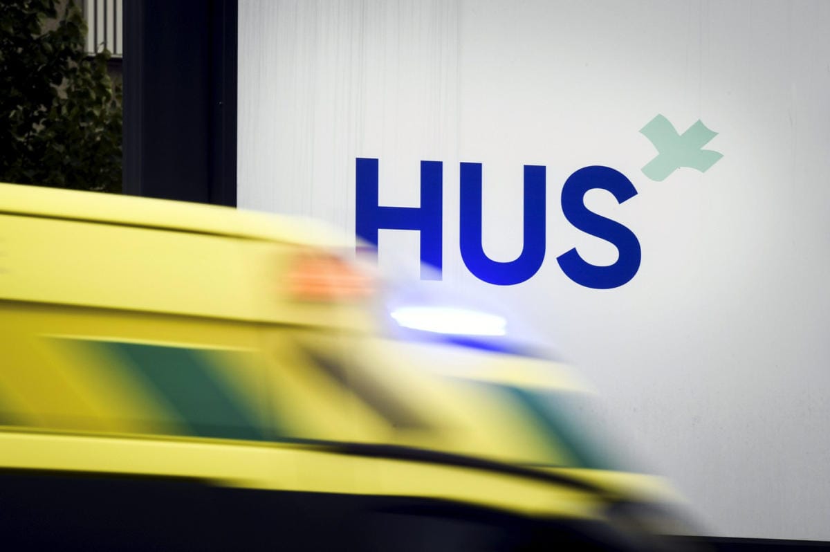 Uhkana on, että koronapotilaiden määrä sairaaloissa nousee voimakkaasti esimerkiksi omikronmuunnoksen nopean leviämisen myötä. LEHTIKUVA / Emmi Korhonen