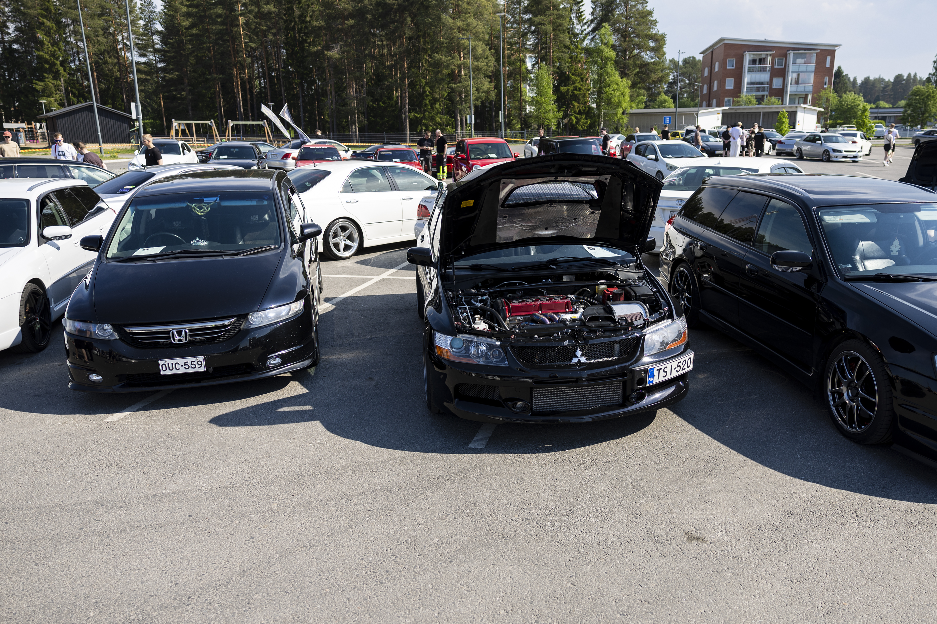 Ratti väärällä puolella ei haittaa – Oulun seudulla on noin 130 Japanista tuotujen autojen harrastajaa