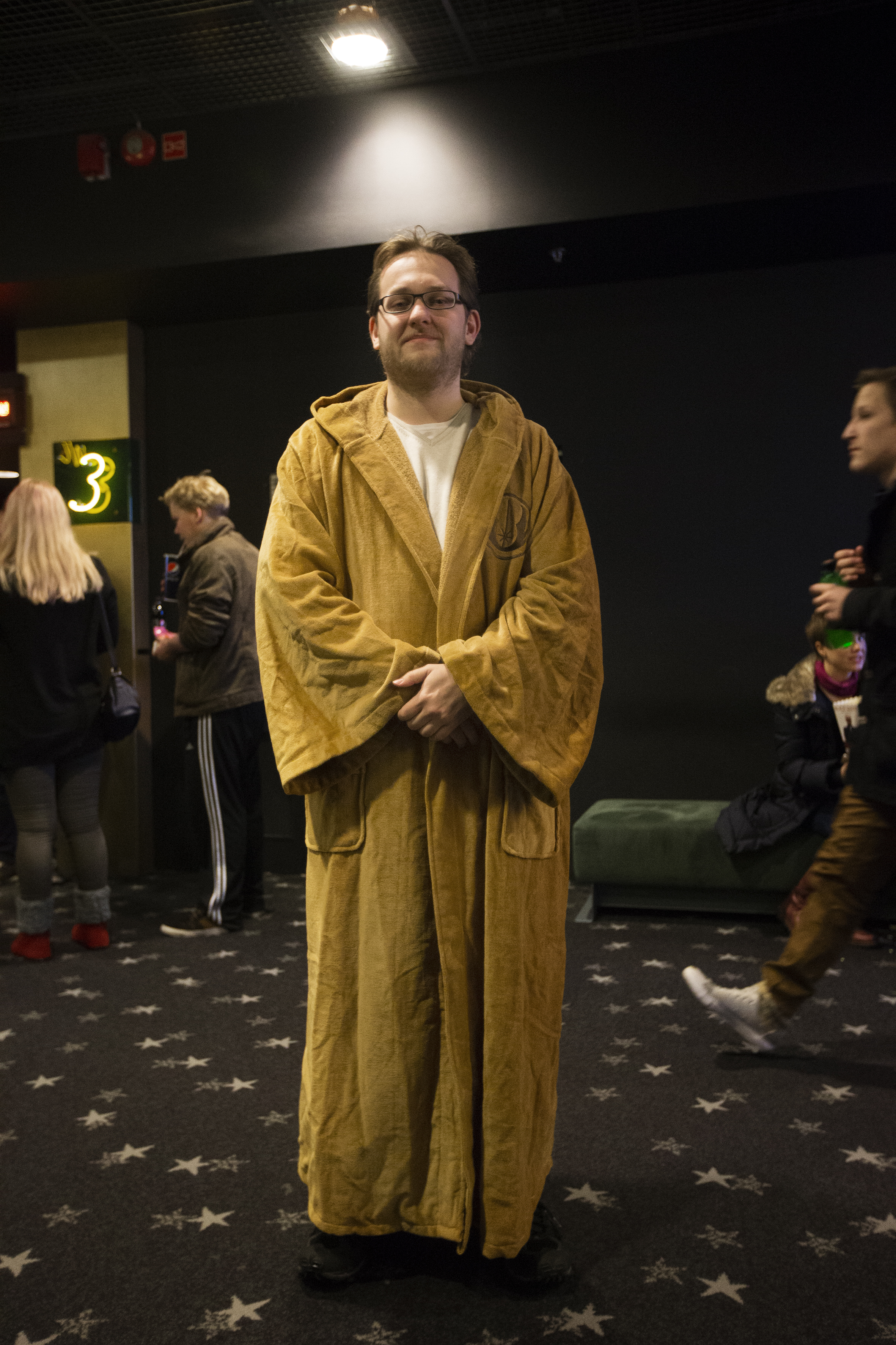 Tapio Vuorinen oli pukeutunut teeman mukaan.