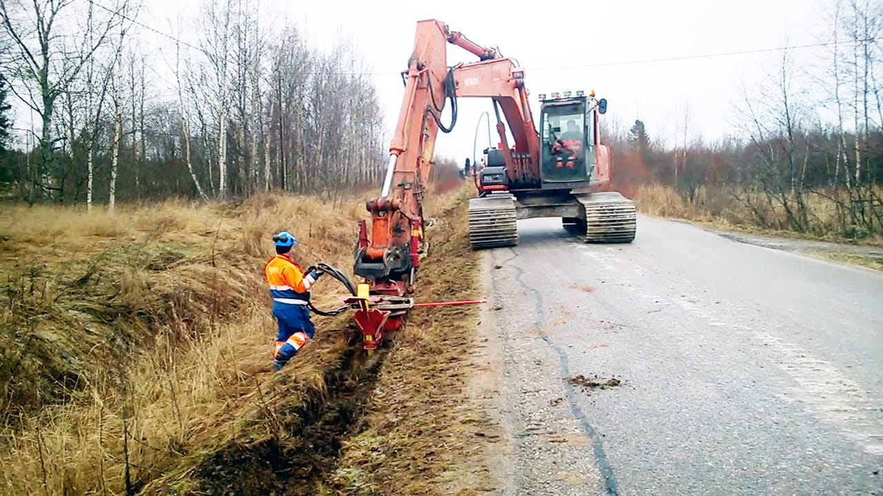 Maakaapeliasennukset jatkuvat keväällä.