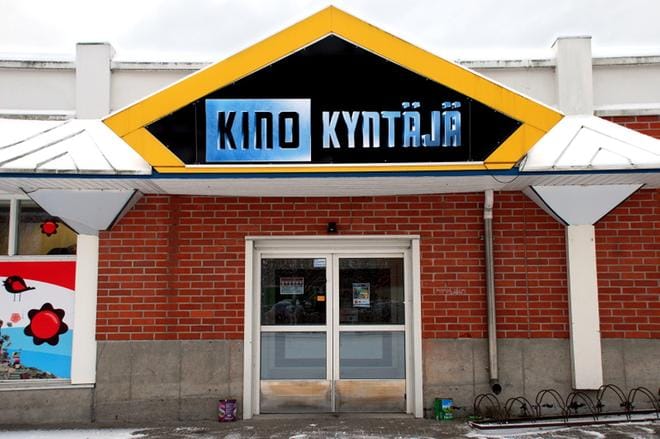 Kino Kyntäjä on toiminut Alavudella marraskuusta 2013 lähtien. Nykyinen yrittäjä on pyörittänyt sitä marraskuusta 2014 lähtien. KUVA: SONJA RIIHIKANGAS
