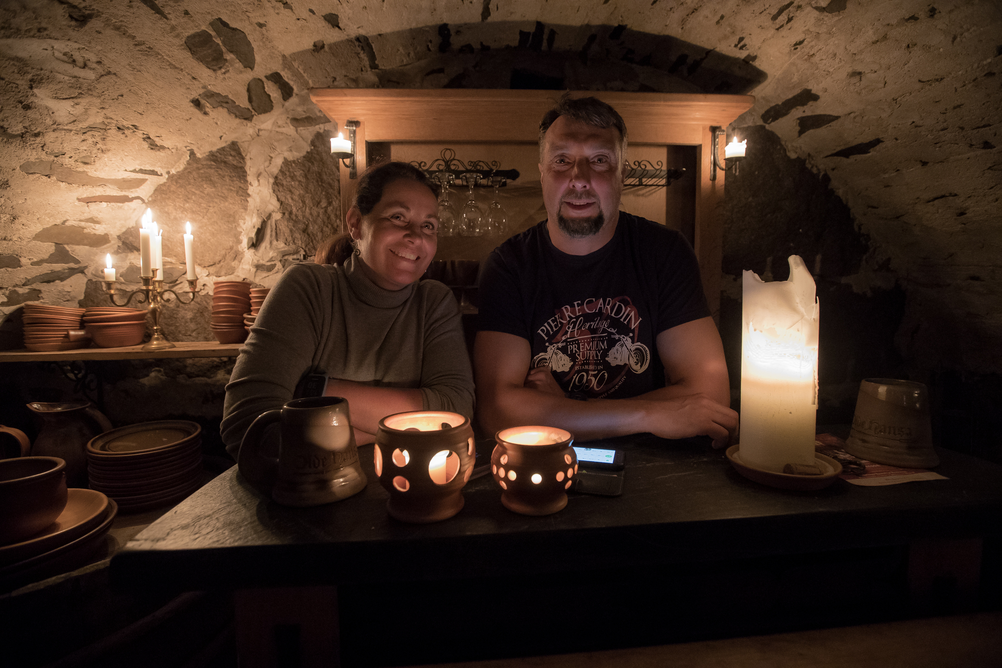 Katariinan kamarin kellarissa on nyt Tiina ja Jarkko Tuohimaan pieni tilausravintola.