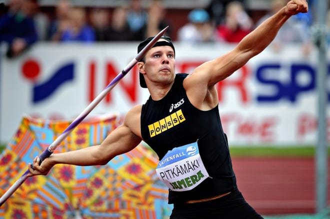 Vuosi 2011 ja Kuortaneen kisat: tuttu mies ja tuttu keihäsmalli. Tero Pitkämäen suosikkikeihääksi valikoitui liila-valko-raitainen Nordicin Champion Carbon. Kuva: Tomi Kosonen / Arkisto