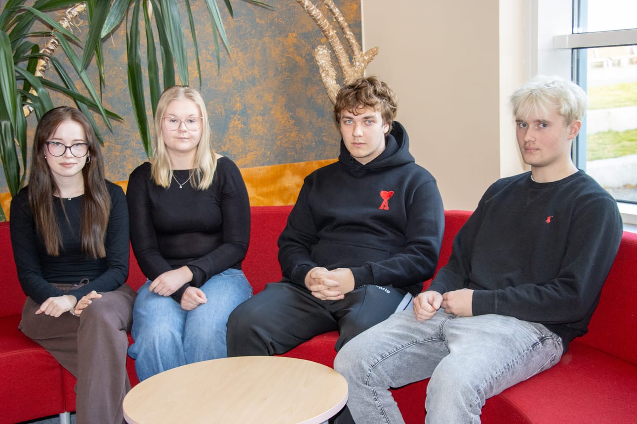 Fanni Autio, Mai Kankaanpää, Taavi Happonen ja Santtu Saariaho pitävät lapsia ja nuoria vääränä säästökohteena kunnalle.