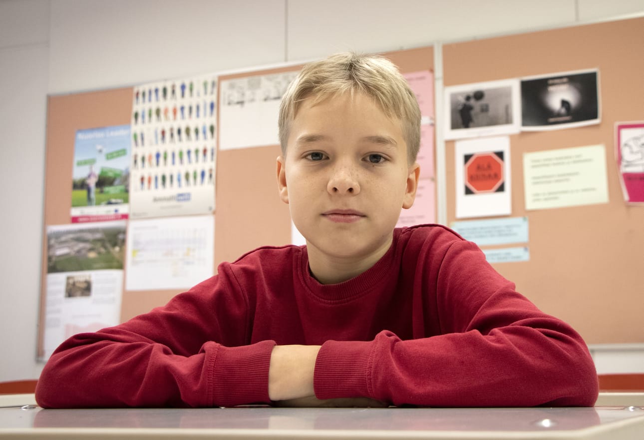 Samuel Sydänmetsä pitää tarinoiden kirjoittamisesta ja lukee paljon muun muassa Harry Potter -kirjoja. Lahjakas nuorimies on palkittu jo kolmatta kertaa Napero-Finlandian sadunkirjoituskilpailussa.
