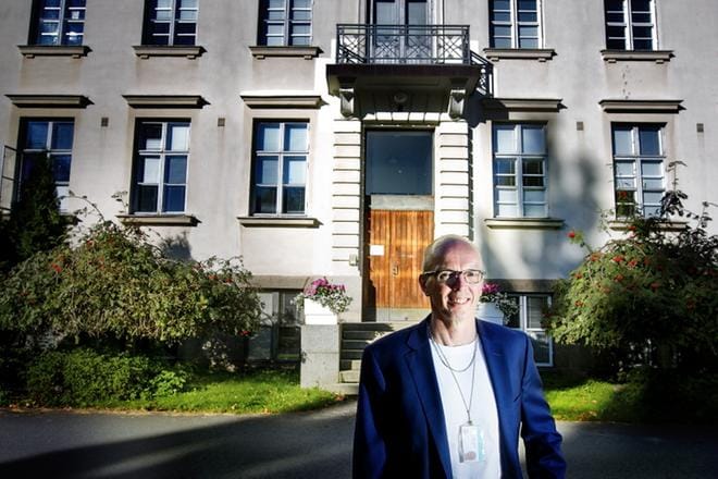 Psykiatrian ylilääkärin Antero Lassilan mukaan henkilökunta otti välittömästi koronakeväänä etäyhteyden ihmisiin, jotka liikkuivat vähemmän tai kuuluivat riskiryhmään. Toistaiseksi lähetteiden määrissä ei ole ollut suurta eroa edellisvuosiin verrattuna. ARKISTOKUVA: JAAKKO ELENIUS