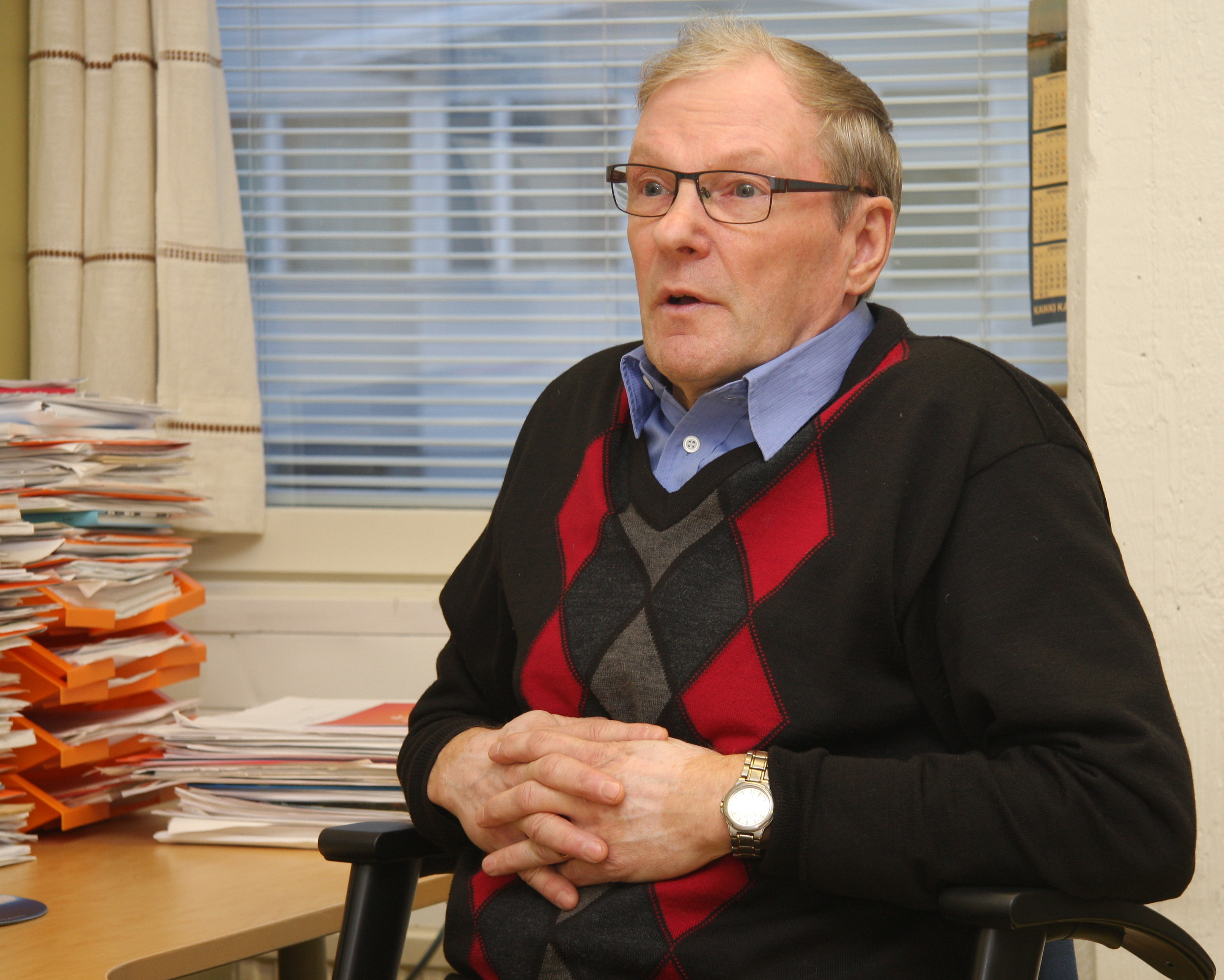 <p>Hyvin sovittelevia olemme Sallan kunnanjohdon kanssa olleet tämän asian kanssa, Posion kunnanhallituksen puheenjohtaja Olavi Lehtiniemi sanoo.</p>