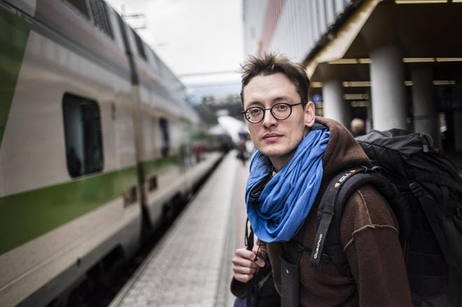 Adrien Fardeaun mielestä Suomen raideliikenne toimii ja on luotettavampi kuin junaliikenne hänen vanhassa kotimaassaan. "Ranskassa junat ovat liian nopeita. Kun matkustan pitkän matkan, etäisyyden tajuaa paremmin, kun juna kulkee hitaammin."