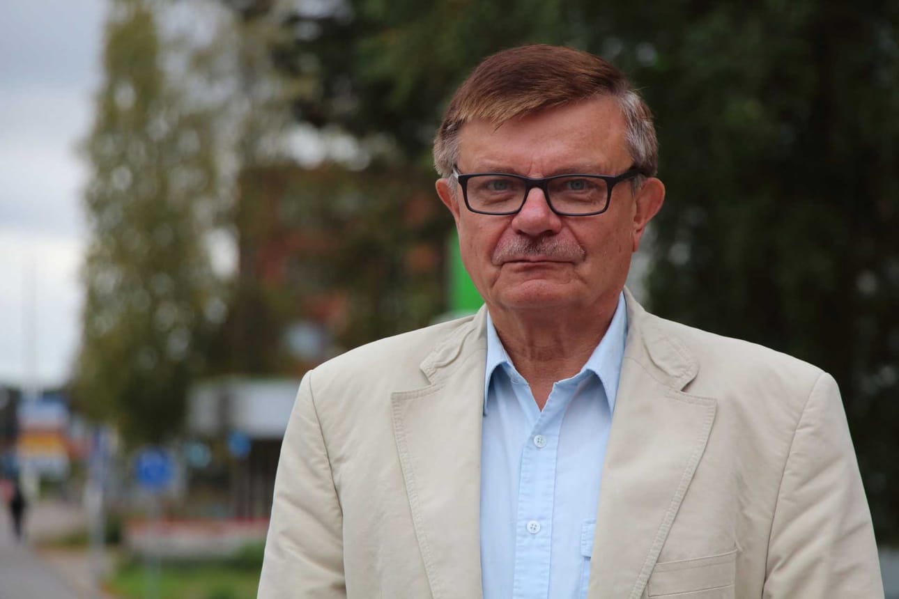 Oulaisten nykyinen kaupunginjohtaja Esa Sippola jää eläkkeelle lokakuun lopussa.