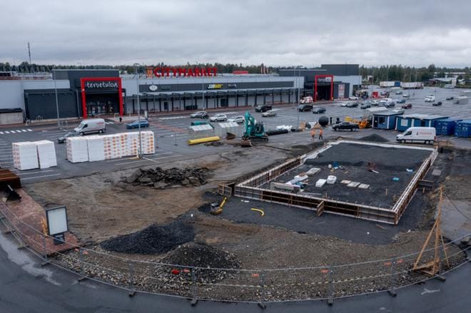 Päivölän McDonald’sia rakennetaan parhaillaan Citymarketin viereen. KUVA: ELENA MIKKILÄ