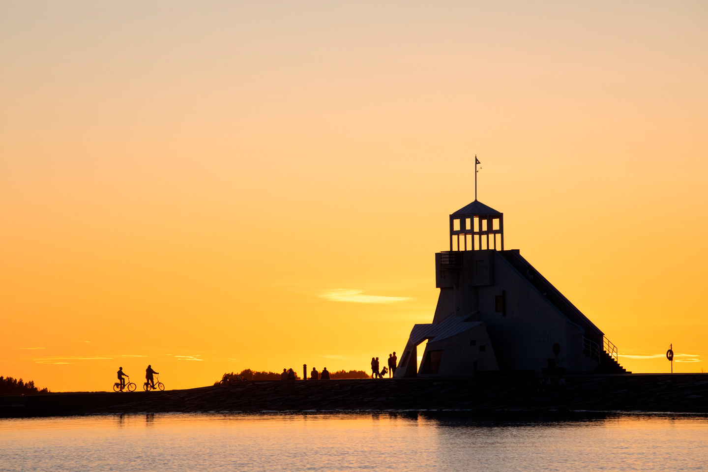 Ota nuori kesätöihin ja hyödynnä 330 euron tuki
