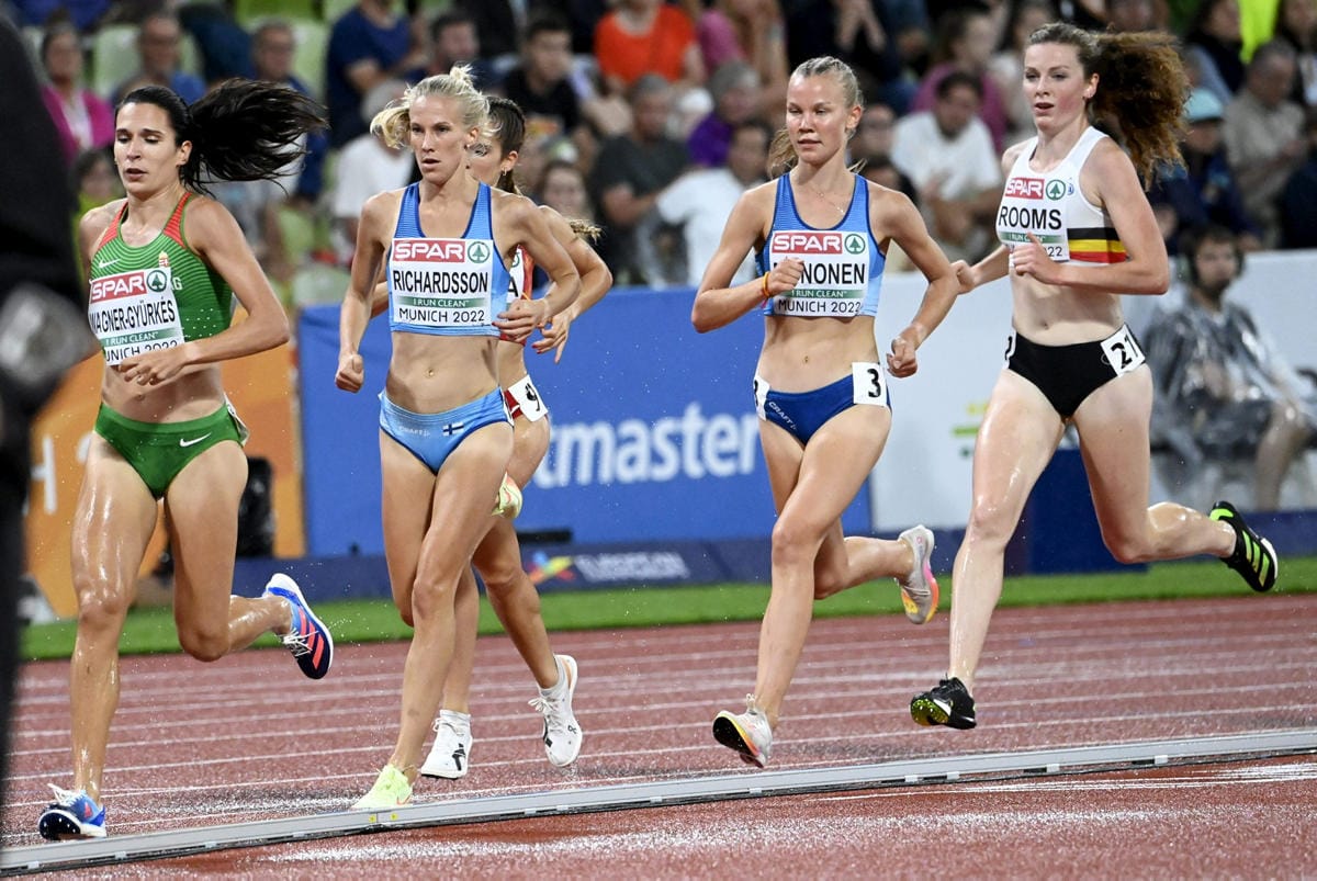 Richardsson paineli 5 000 metrillä ajan 15.16,71. LEHTIKUVA / HEIKKI SAUKKOMAA