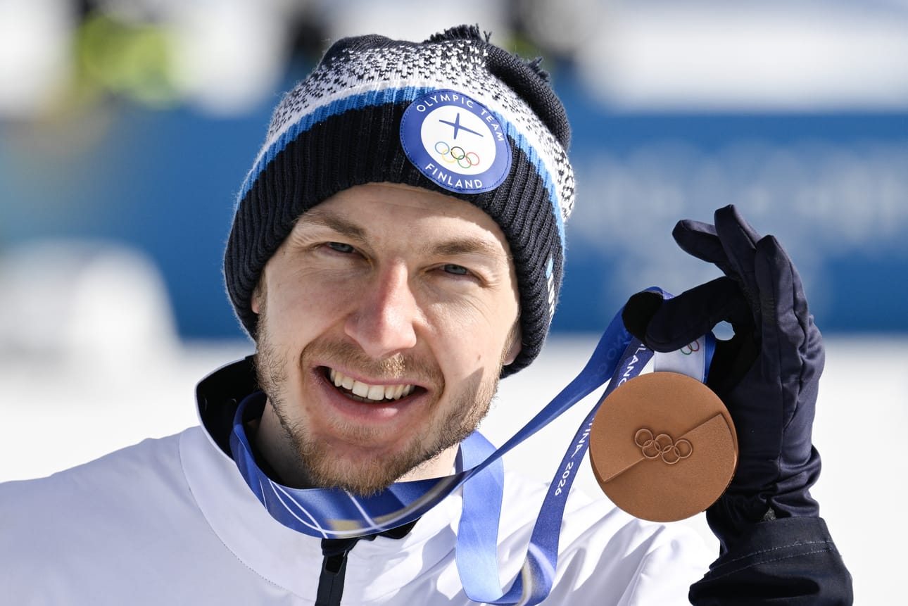 Ilkka Herola juhli vuorostaan pronssia tiistaina.