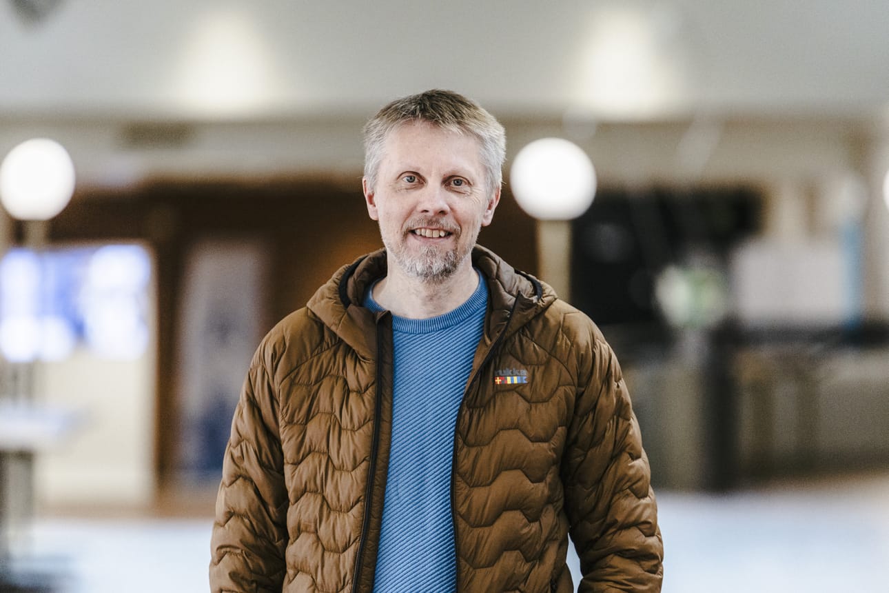 Heikki Huilaja pohtii, että muuttajien tausta olisi hyvä tutkimuskohde. – Jotenkin tulee sellainen mielikuva, että pitää olla jotain taloudellistakin turvaa, että kykenee tällaisen riskin ottamaan, hän sanoo.