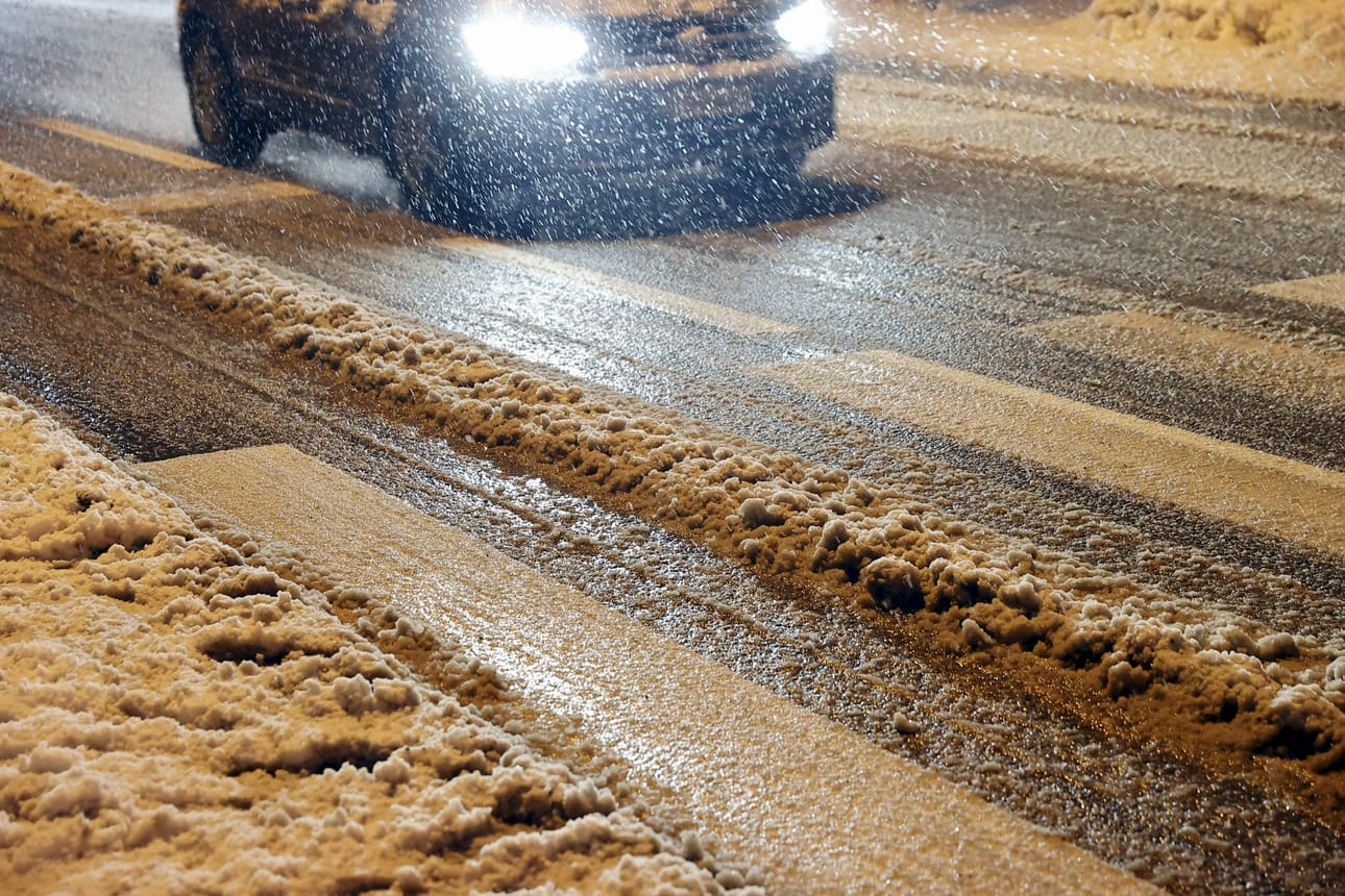 Ennusteen mukaan Pohjois- ja Keski-Lappiin osuu tänään ja huomenna myös lumisateita. Arkistokuva. LEHTIKUVA / ANTTI HÄMÄLÄINEN