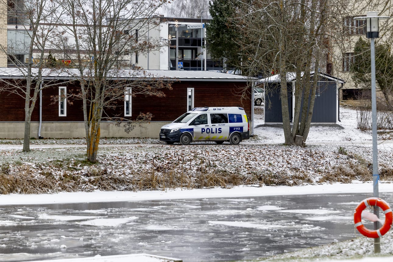 Poliisi tarkasti vihjeen lauantaina Lapualla, mutta kadonneen teinipojan tapaus ei saanut vieläkään ratkaisua.