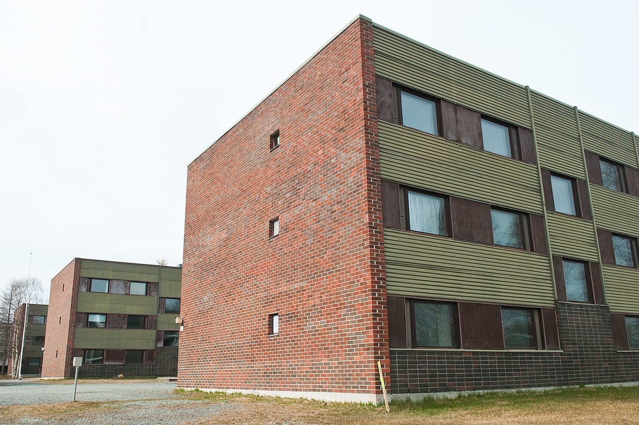 Purkutuomion saaneiden talojen tilalle rakennettavien uusien asuntojen urakkatarjousten jättö päättyy tällä viikolla.