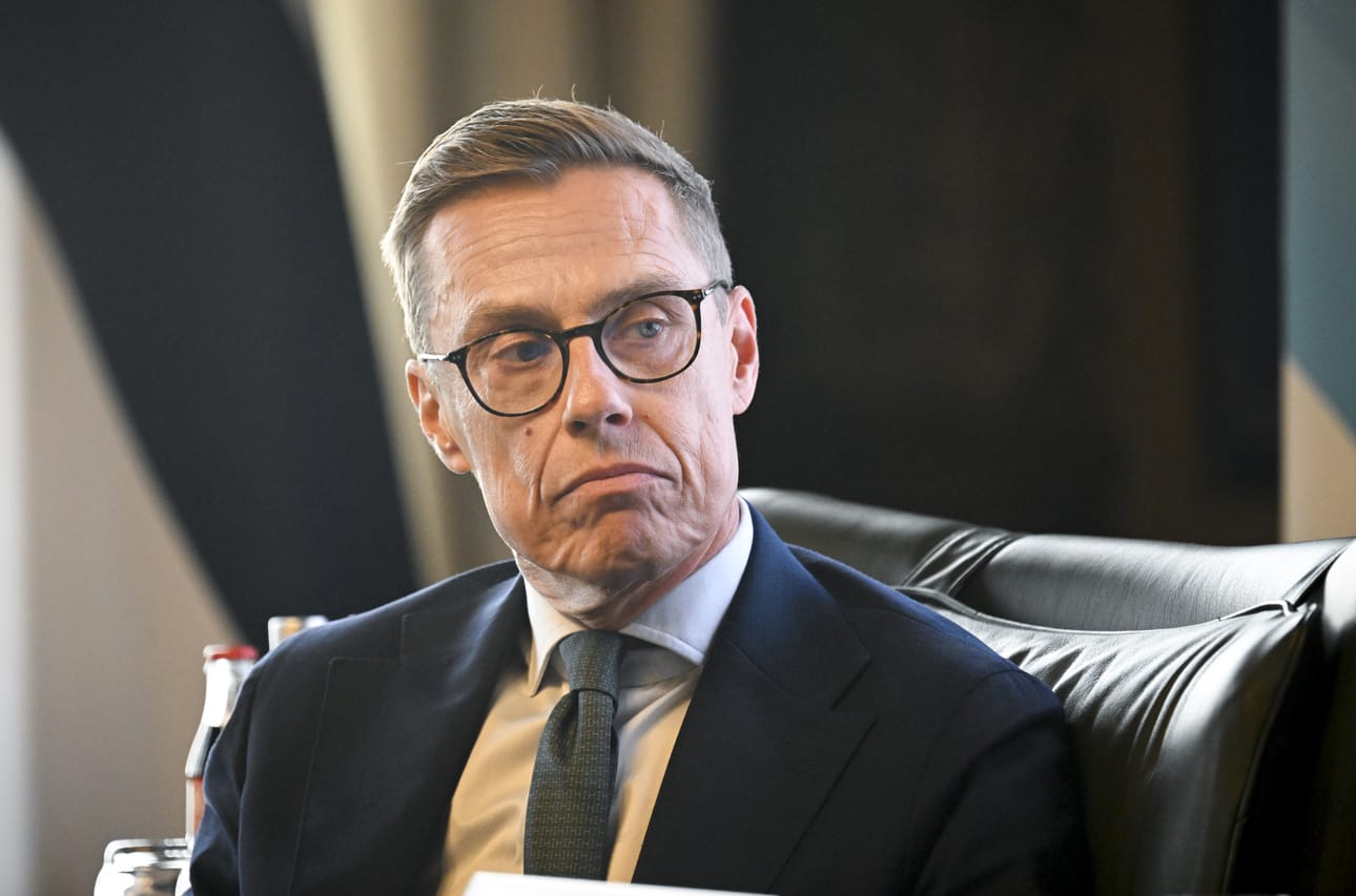 Presidentti Alexander Stubb sanoi julkisuuteen, että kansanedustaja on vääristellyt hänen puheitaan.
