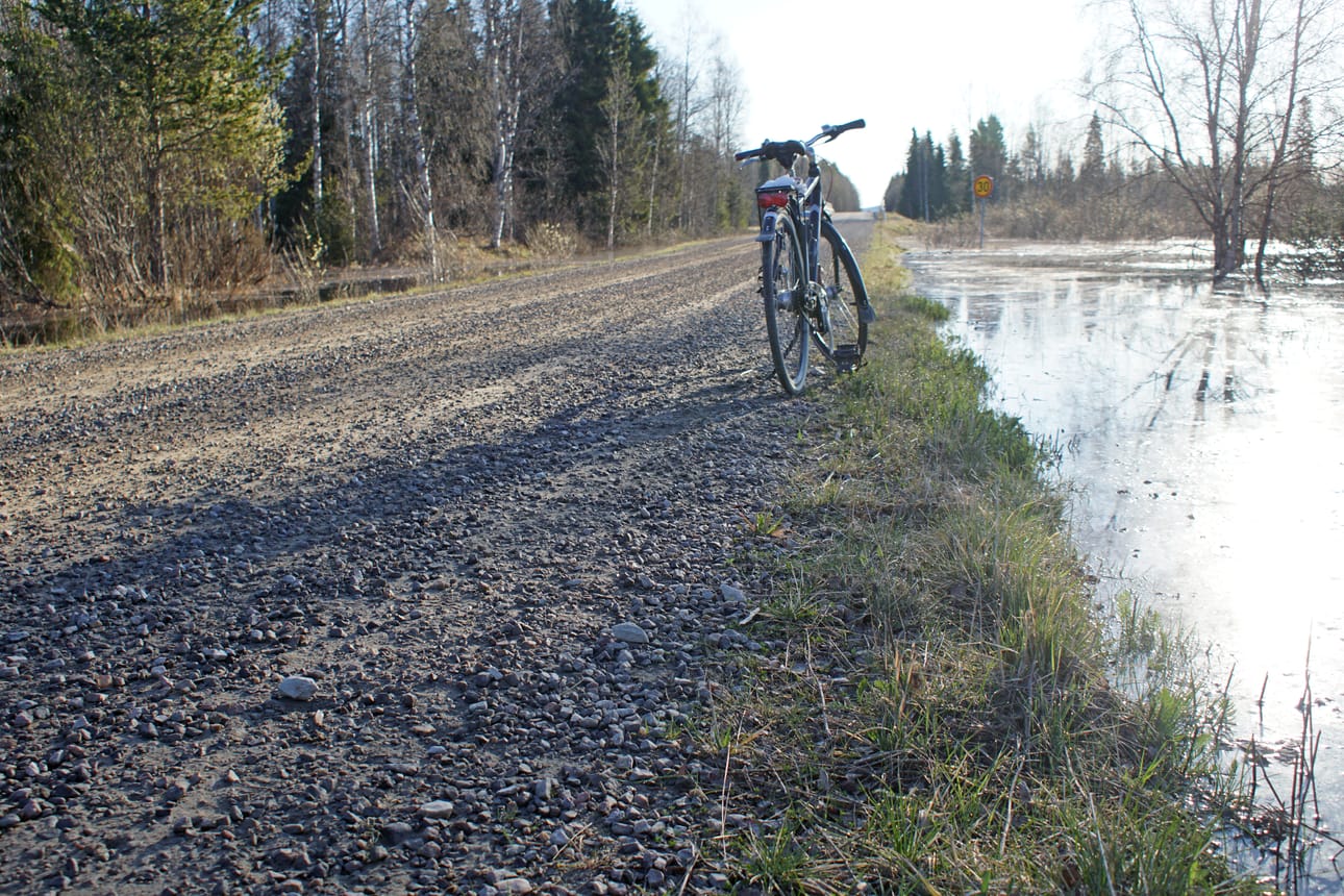 Kouvanjoen vesi ja Kouvanjoki.