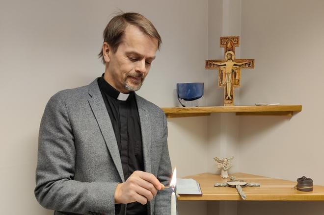 Laihian kirkkoherran mukaan moni hakee joululta yhä rauhoittumista ja hiljentymistä. KUVA: ANTTI YLI-OPPAAN ALBUMI