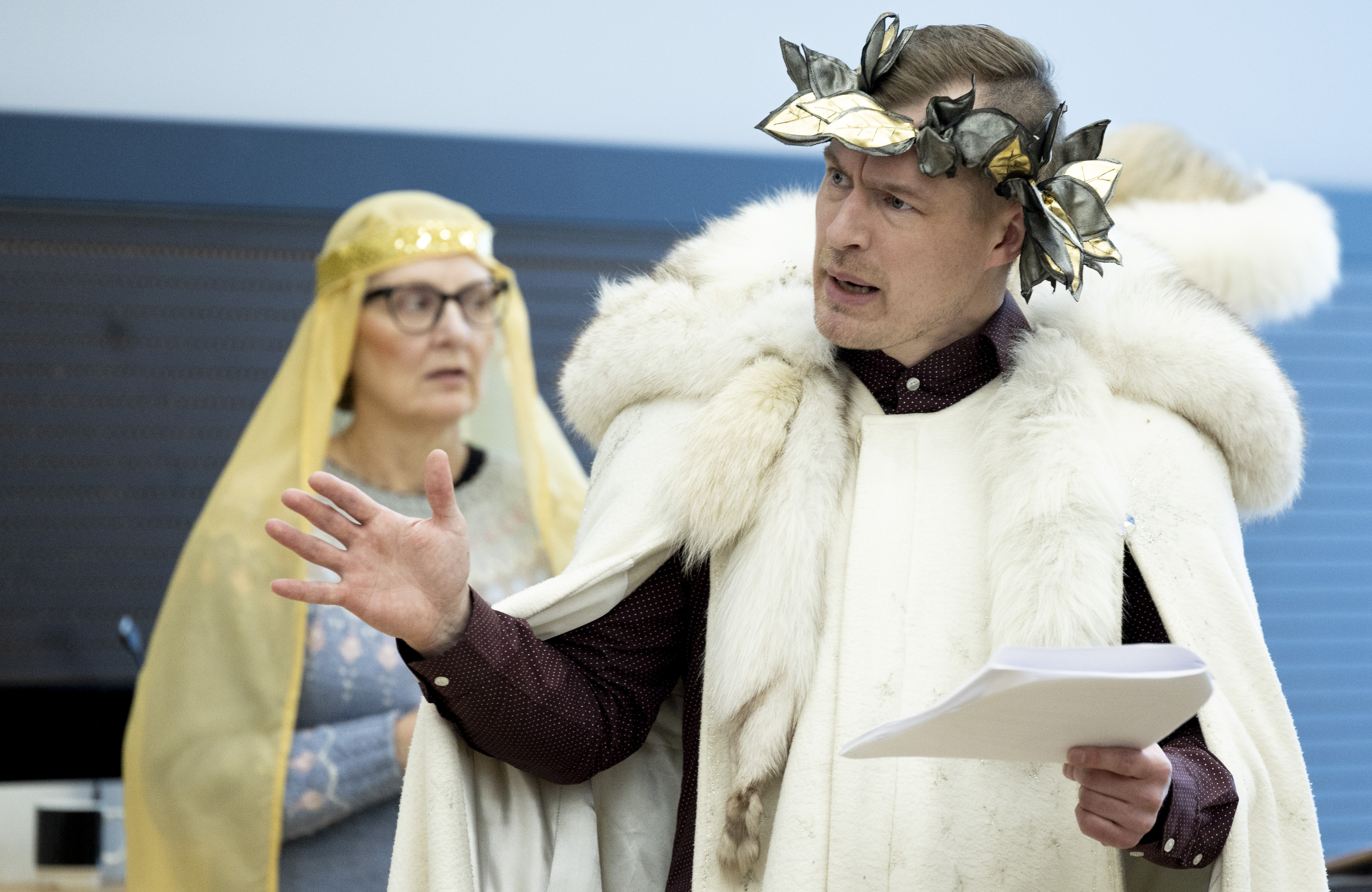 Kaleva Live: Tältä näytti Via Crucis -pääsiäisnäytelmän oululaisversio – katso pitkäperjantain maksuton lähetys tallenteena