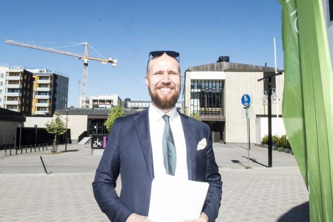 Vihreiden puheenjohtajan Touko Aallon mielestä hallituksen pitäisi vähentää fossiilisten polttoaineiden tukia. KUVA: Kimmo Penttinen