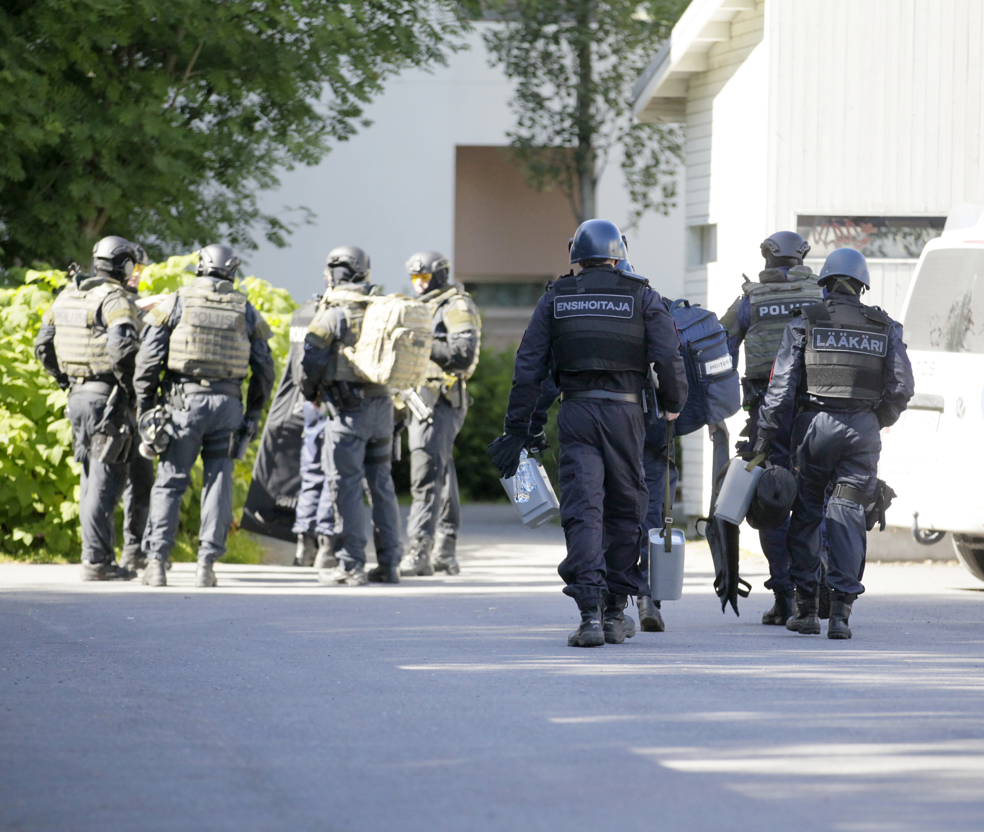 Piirityksen aikana ei kuulunut laukauksia, eikä piiritystilanteesta koitunut henkilövahinkoja. 