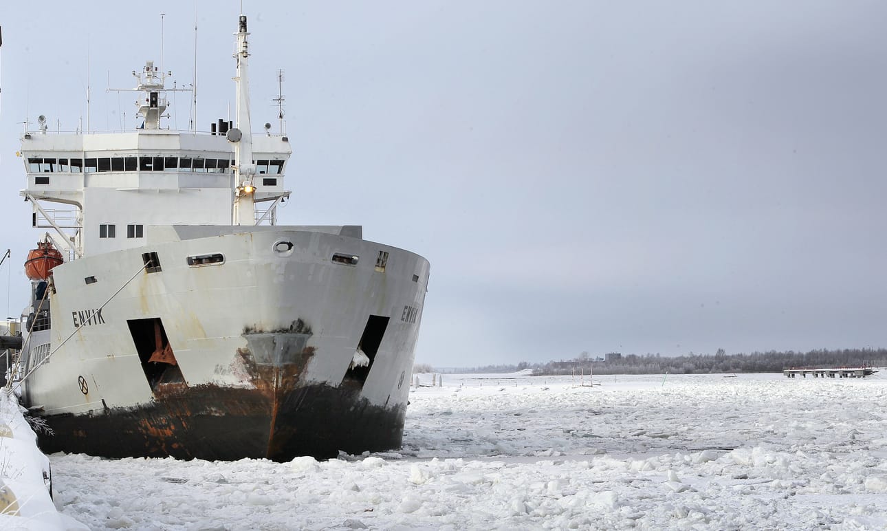 Oulun edustan merijää on nyt vaikeakulkuinen ja paikoin petollinen. Arkistokuva.