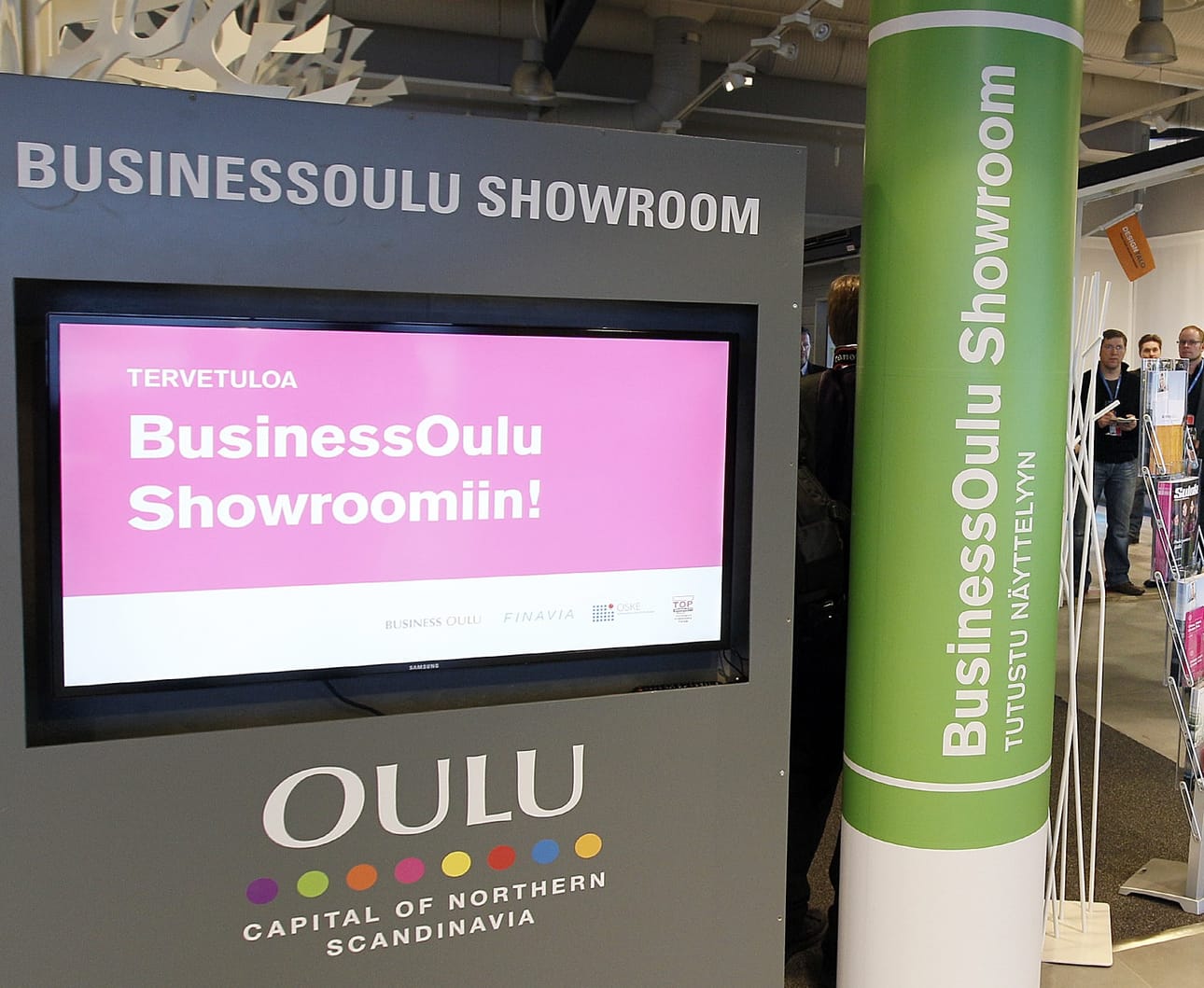 Business Oulun Showroom Oulun lentoasemalla.