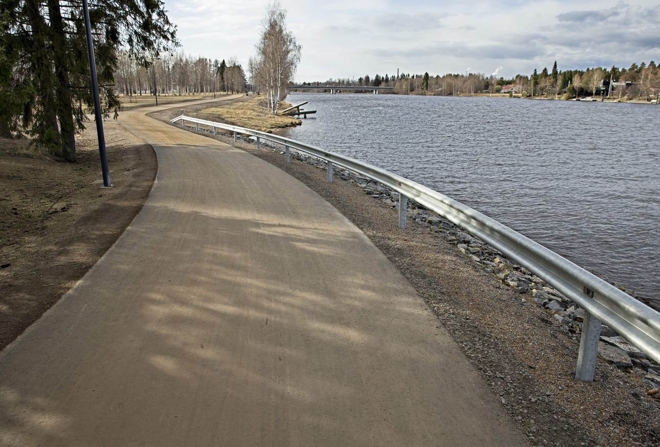 Oulujoen rantareitti jatkuu.